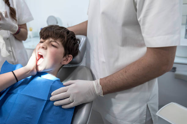 Best Broken Tooth Emergency  in Hueytown, AL